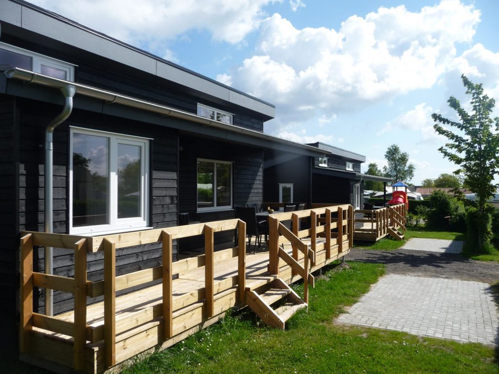 Feriehytte på campingpladsen
